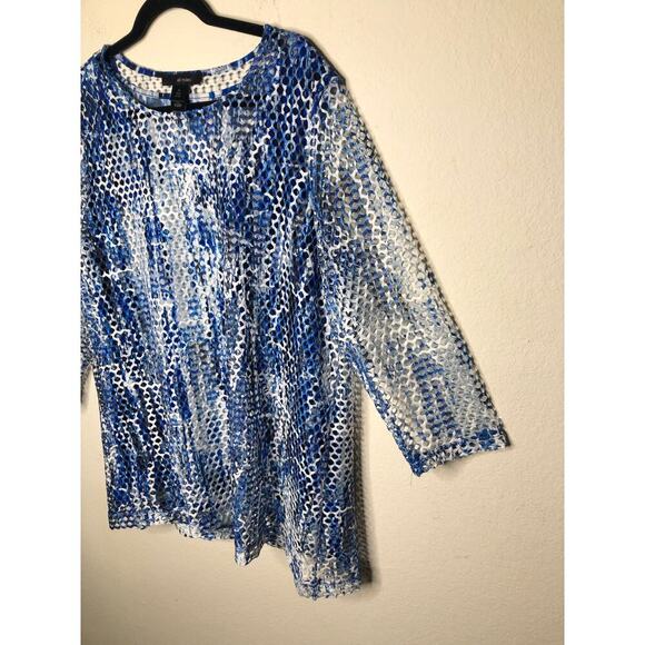 Ali Miles Blue White Abstract Mesh Overlay Tunic Top XL Beach Resort Wear Travel - Picture 9 of 16